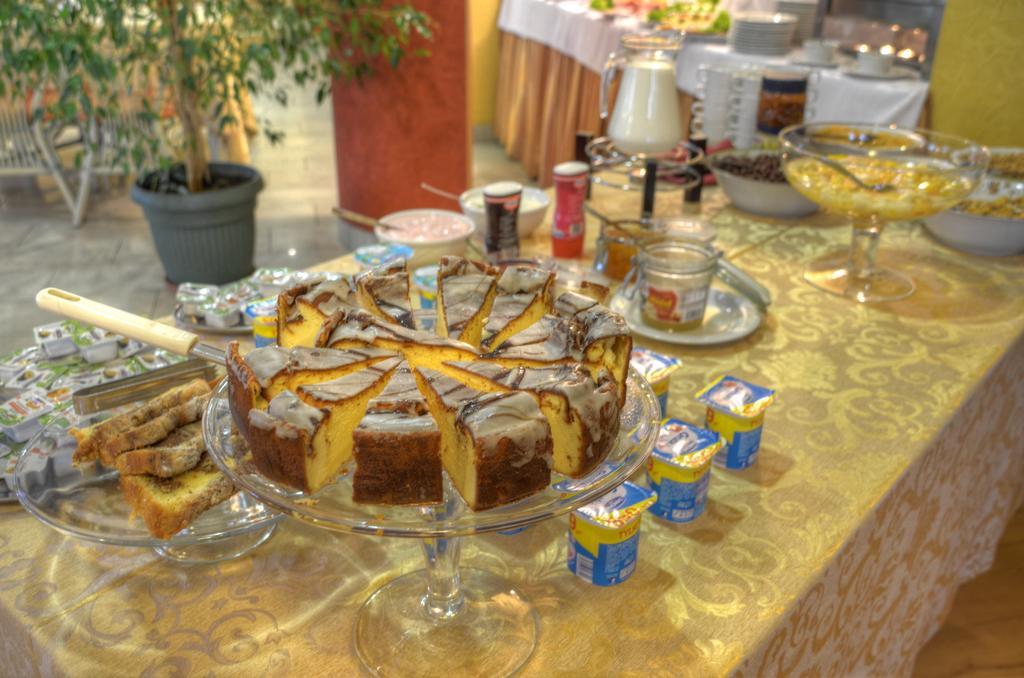 Hotel Calisia Kalisz  Ngoại thất bức ảnh