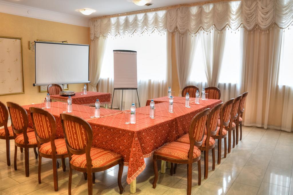 Hotel Calisia Kalisz  Ngoại thất bức ảnh