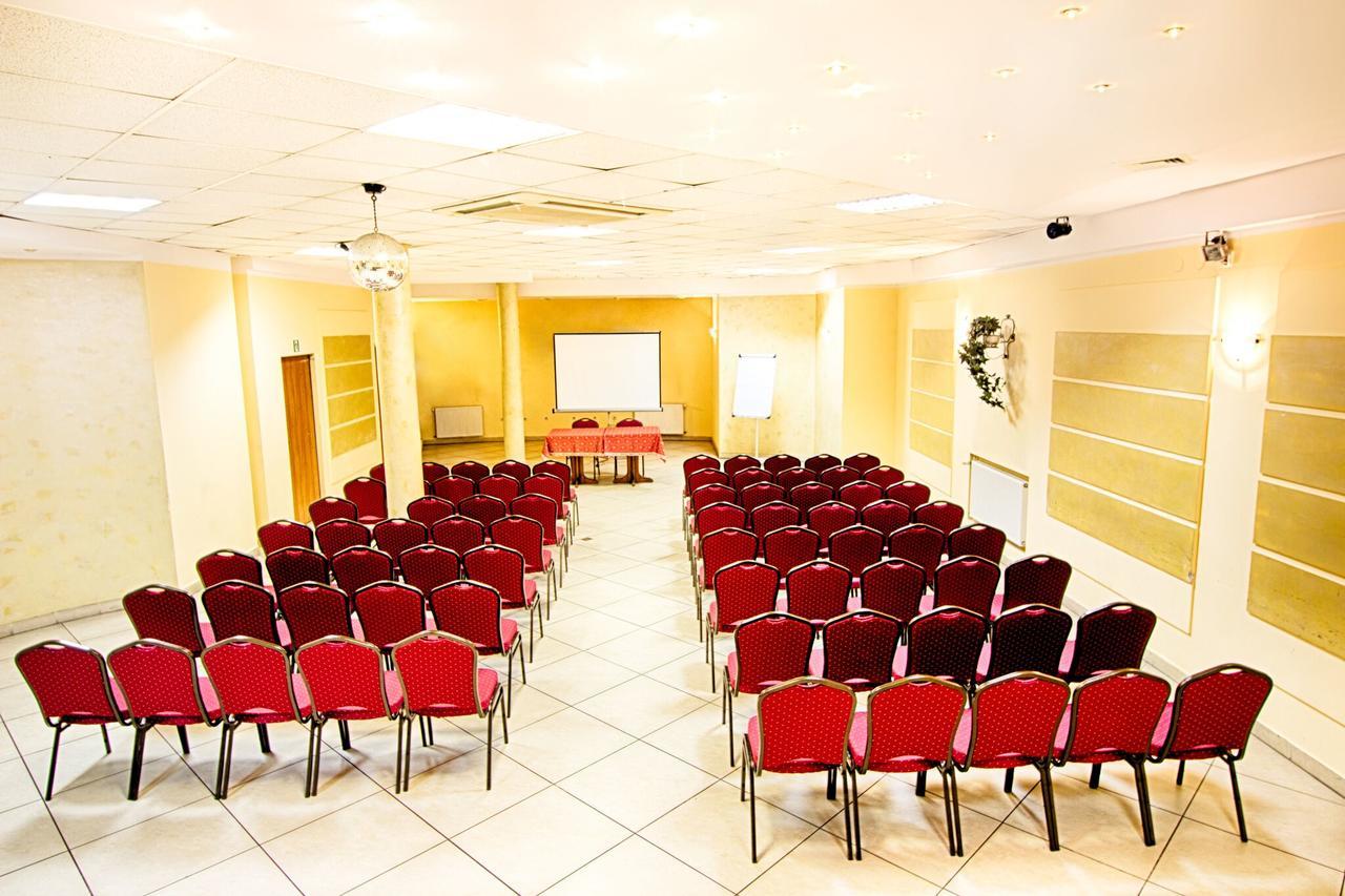 Hotel Calisia Kalisz  Ngoại thất bức ảnh
